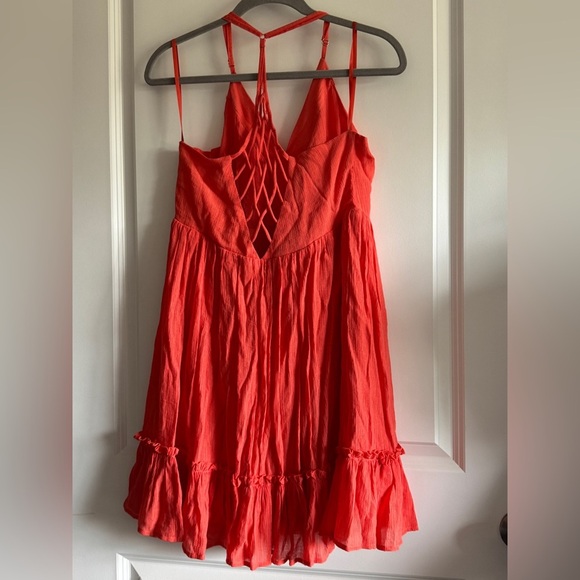 Elegant Red Mini Dress - Picture 7 of 9